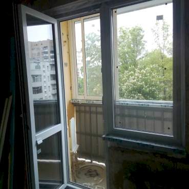 Пластиковые двери