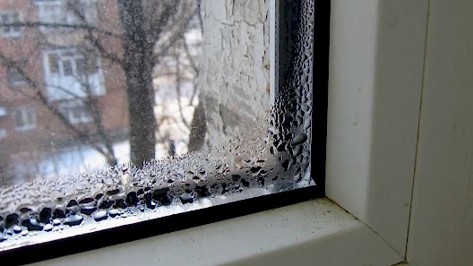 Почему окна пропускают холод и как решить эту проблему?