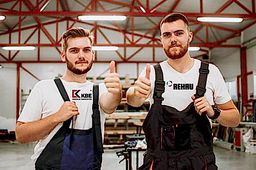 ПВХ-окна «Рехау» или «КБЕ»: что выбрать